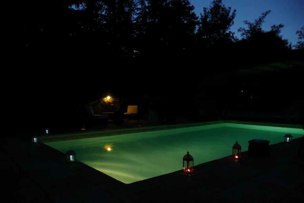 Bed and Breakfast La Bicyclette Fleurie Villemoirieu Экстерьер фото