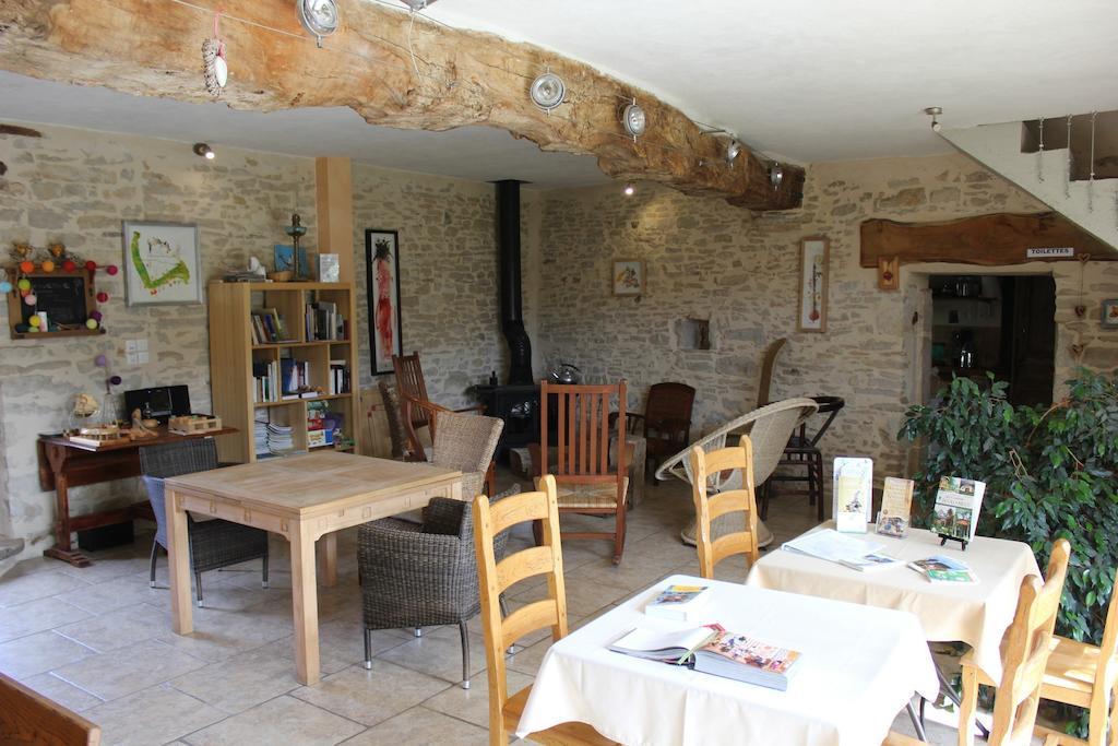 Bed and Breakfast La Bicyclette Fleurie Villemoirieu Экстерьер фото